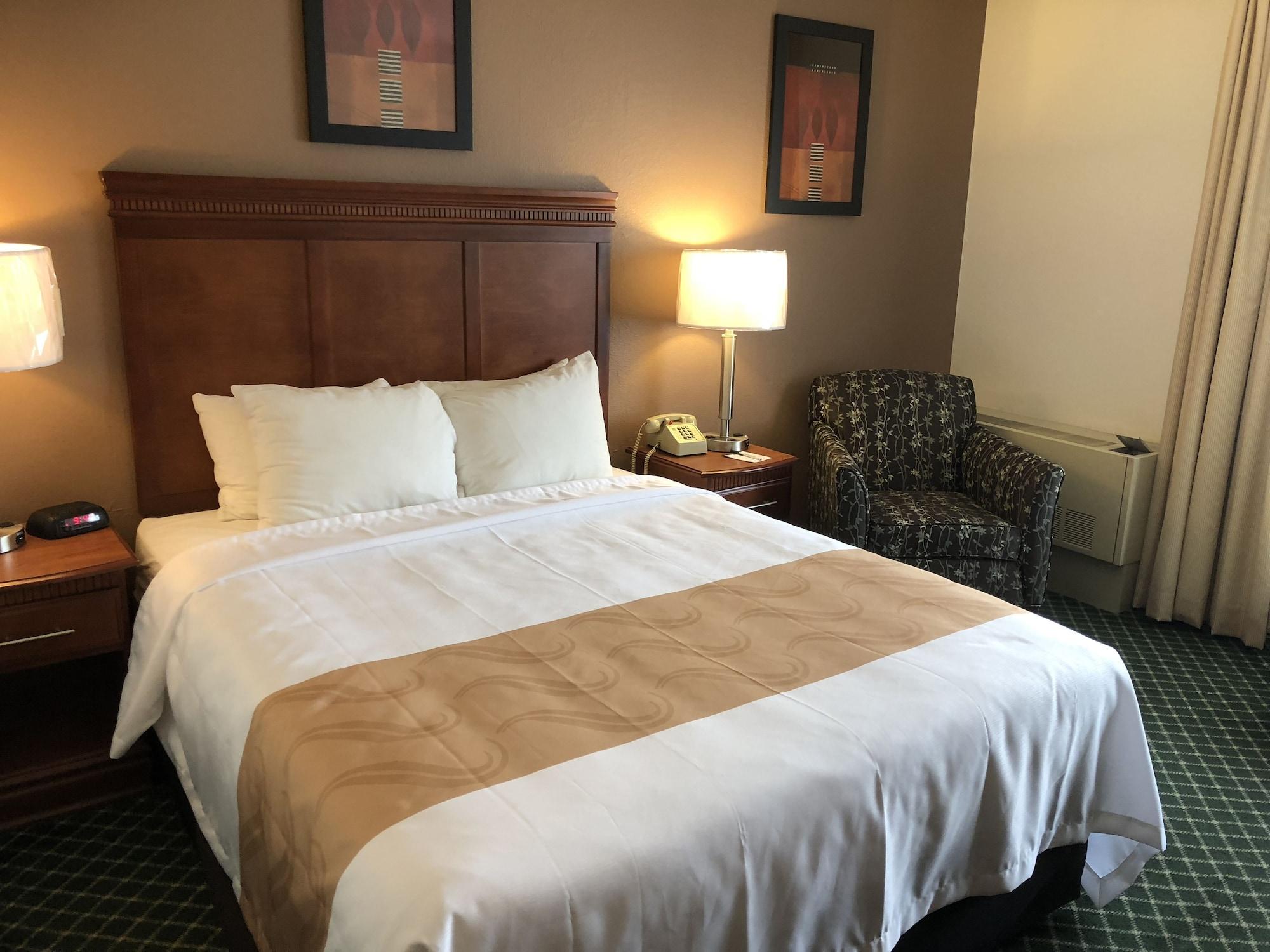 Quality Inn Colchester Burlington Exterior foto