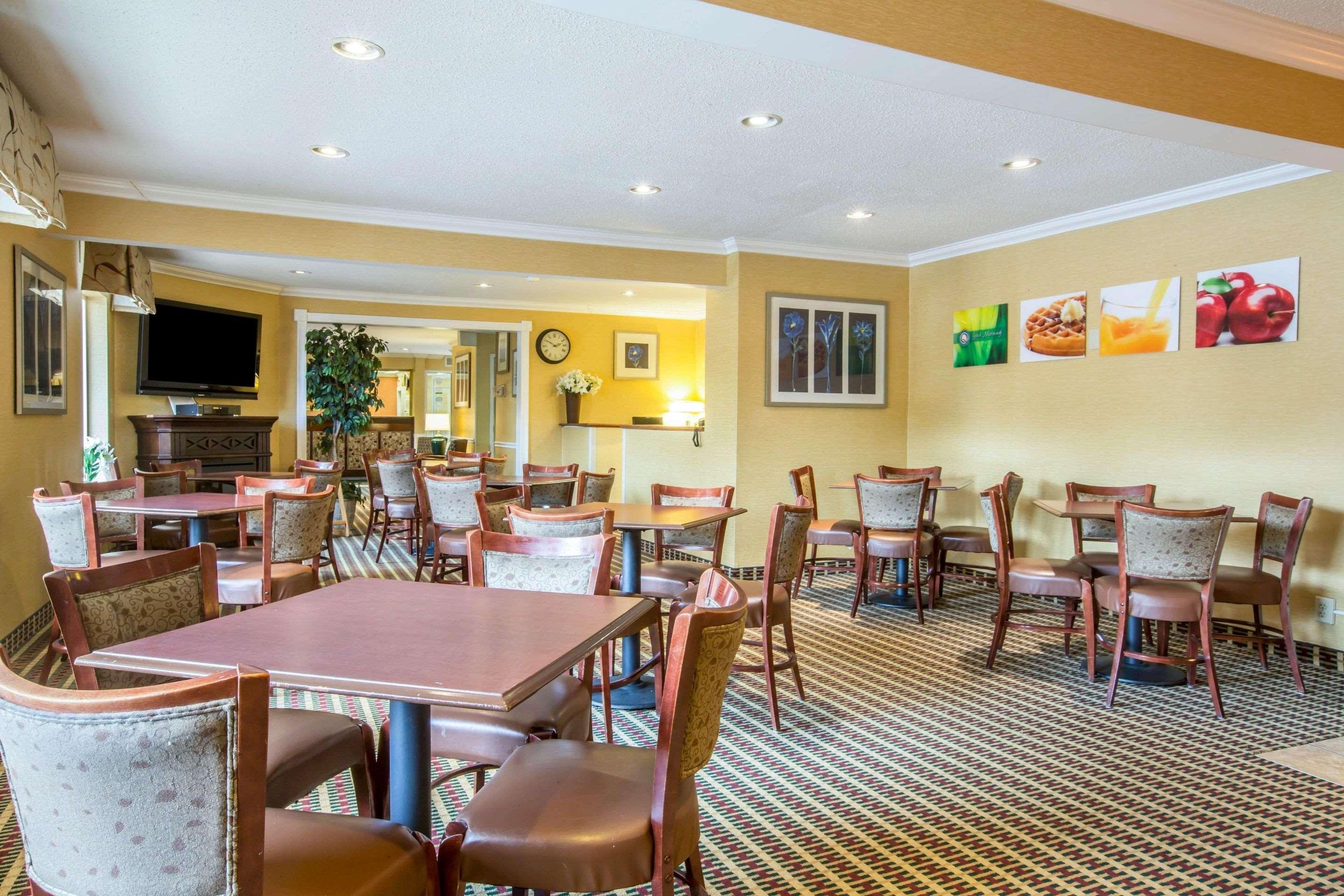 Quality Inn Colchester Burlington Exterior foto