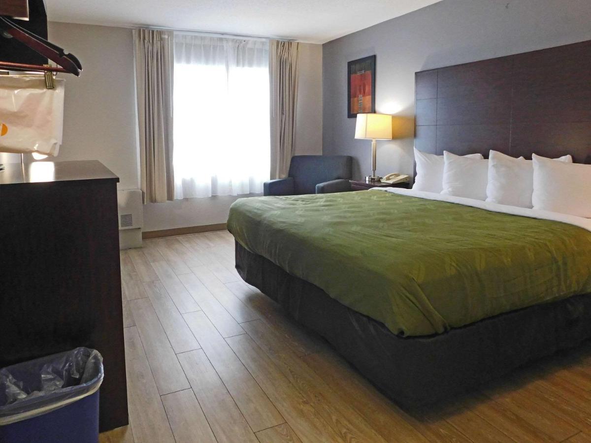 Quality Inn Colchester Burlington Exterior foto