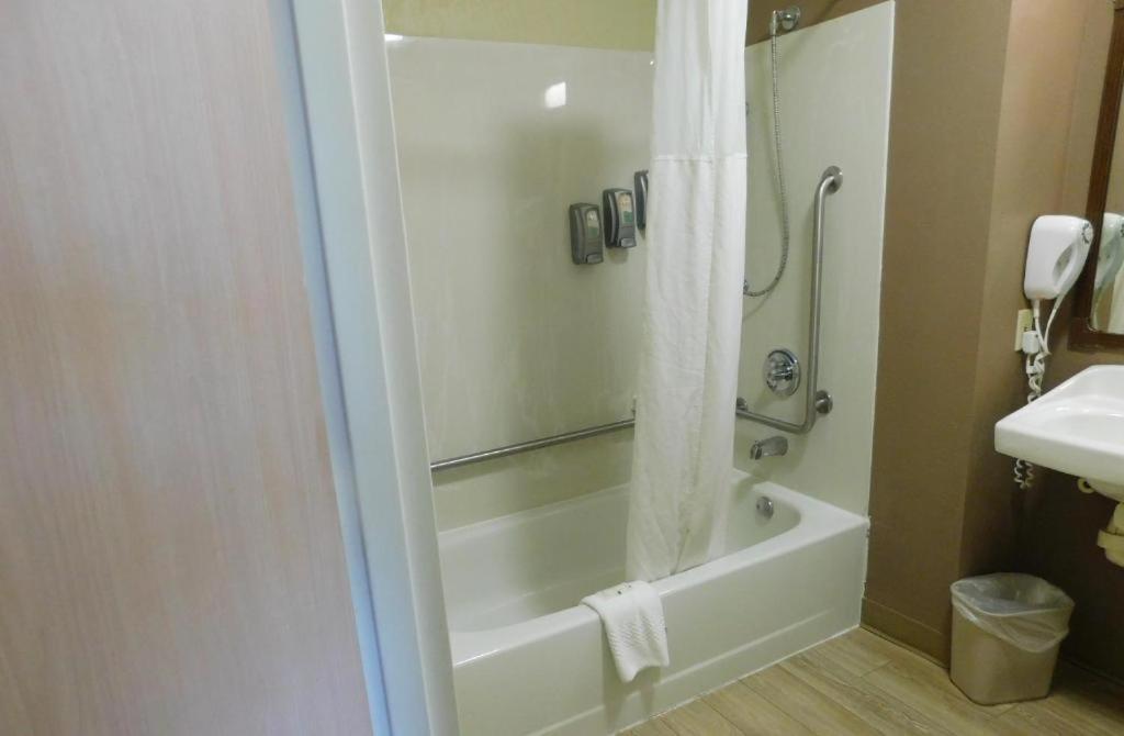 Quality Inn Colchester Burlington Exterior foto